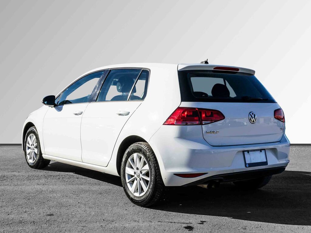 Volkswagen Golf Trendline 4-door hatchback white