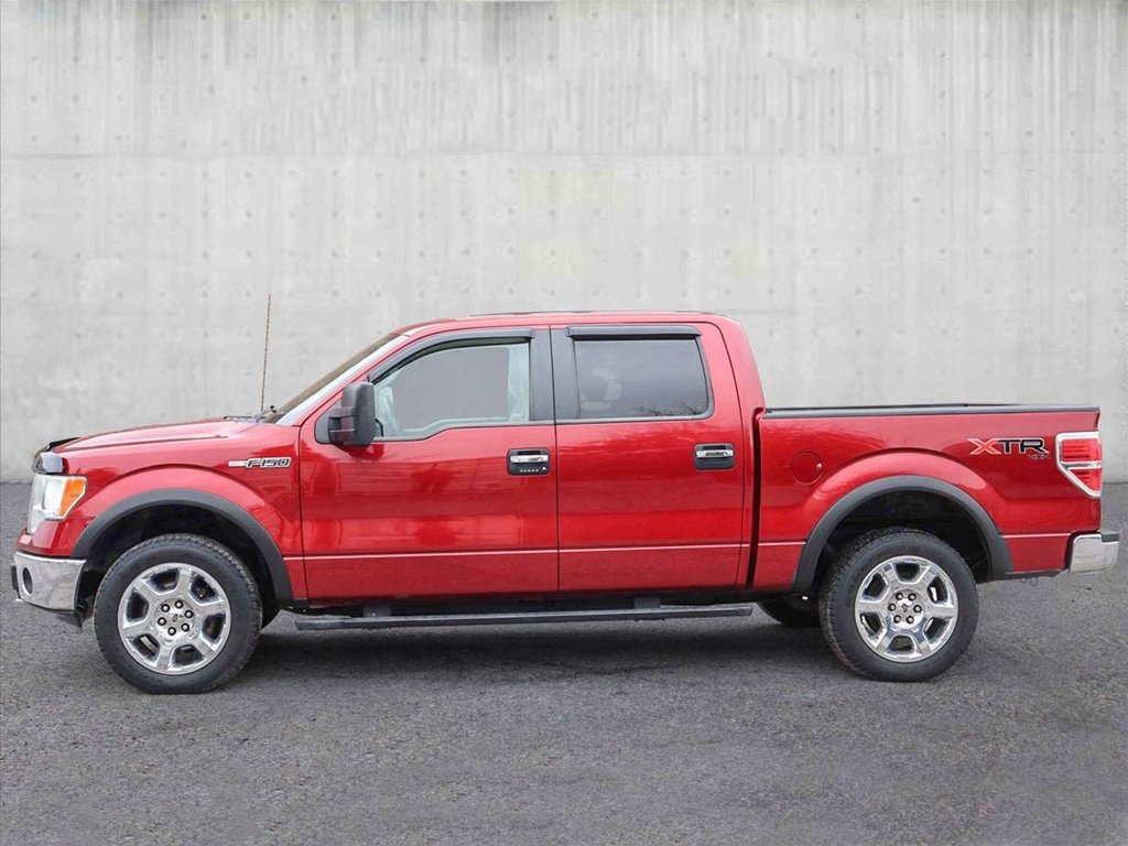 Ford F-150 SuperCrew 4-door truck red