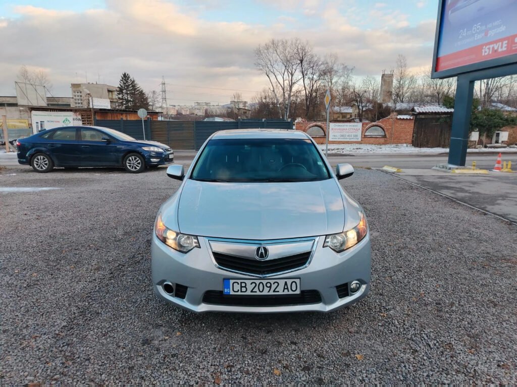 Acura TSX 4-door sedan silver