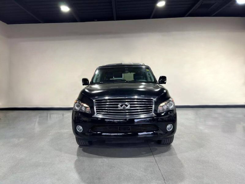 Infiniti QX56 4-door suv black